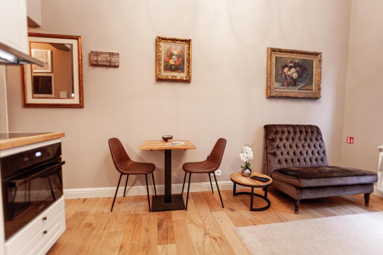 Luxury Suites Palace By Rikas Hotels Antwerp Luaran gambar
